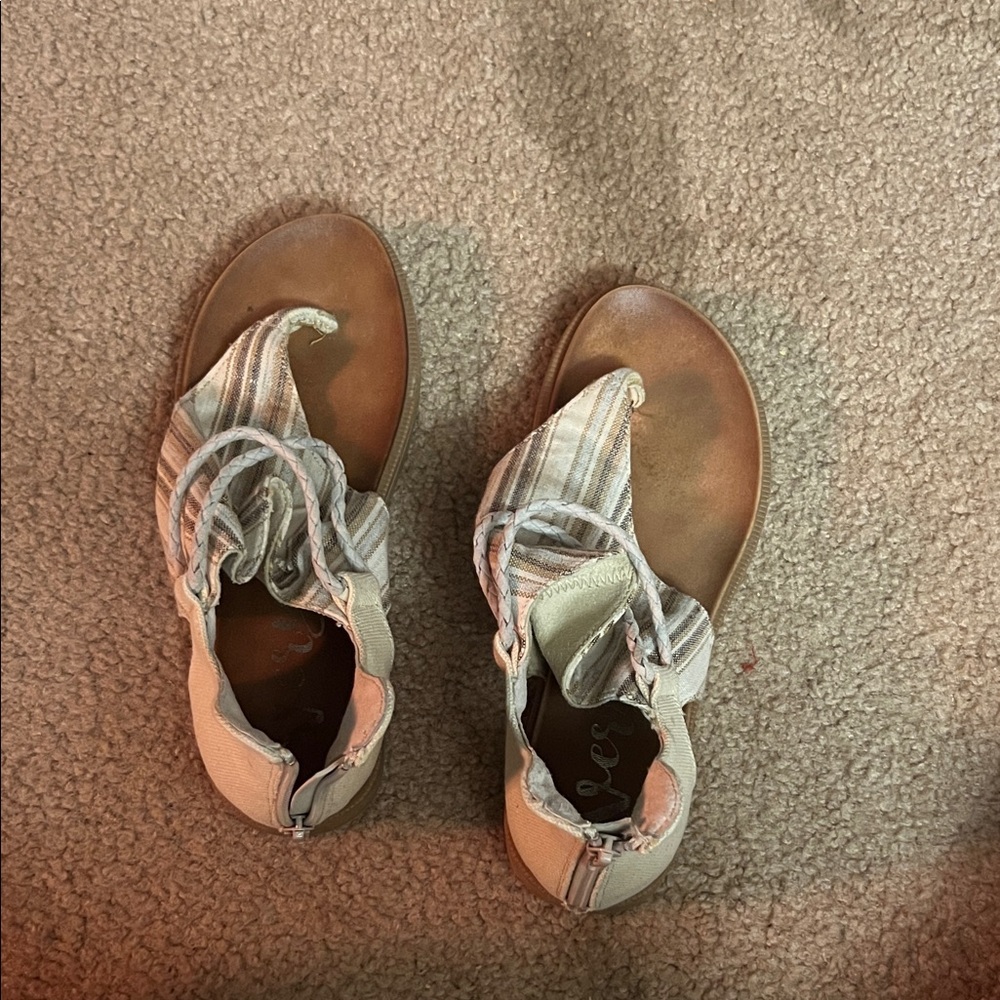Very G Tan and Cream Striped Sandals